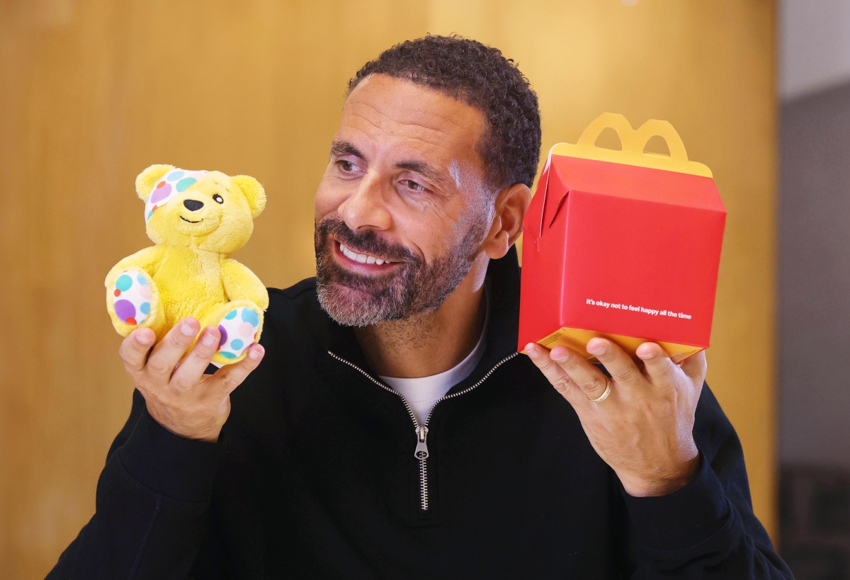 03 Mc Donald s Rio Happy Meal box and Pudsey