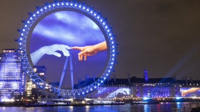 Up Next: Samsung transforms the London skyline with spectacular projection show